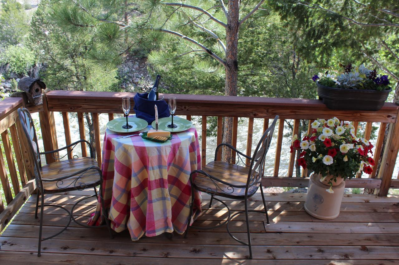 Mountain River Bed & Breakfast Буена Виста Екстериор снимка