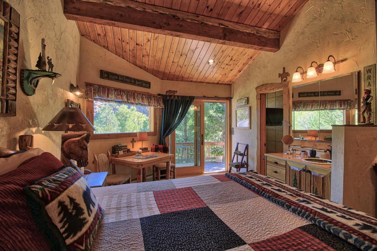Mountain River Bed & Breakfast Буена Виста Екстериор снимка